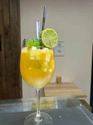 Bar a Tapas à Mons - sangria